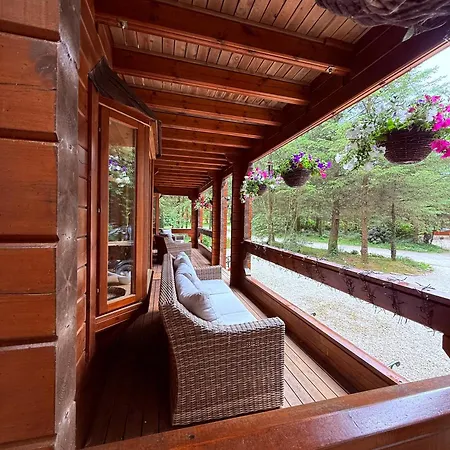 度假居 Lakeside Log 4 Bedrooms Dog-friendly Escape *