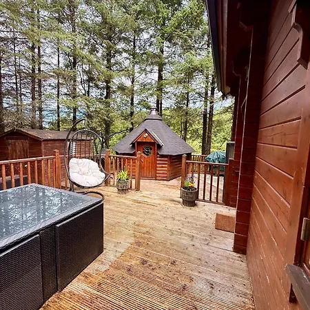 度假居 Lakeside Log 4 Bedrooms Dog-friendly Escape