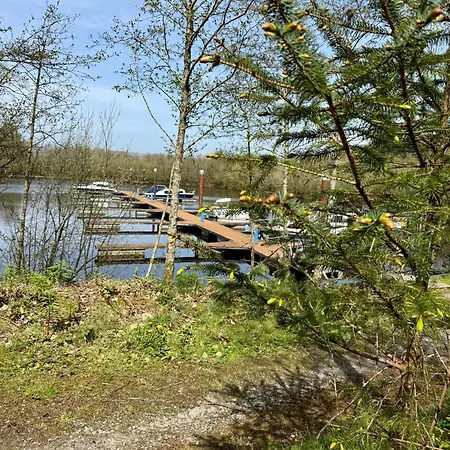 度假居 Lakeside Log 4 Bedrooms Dog-friendly Escape *